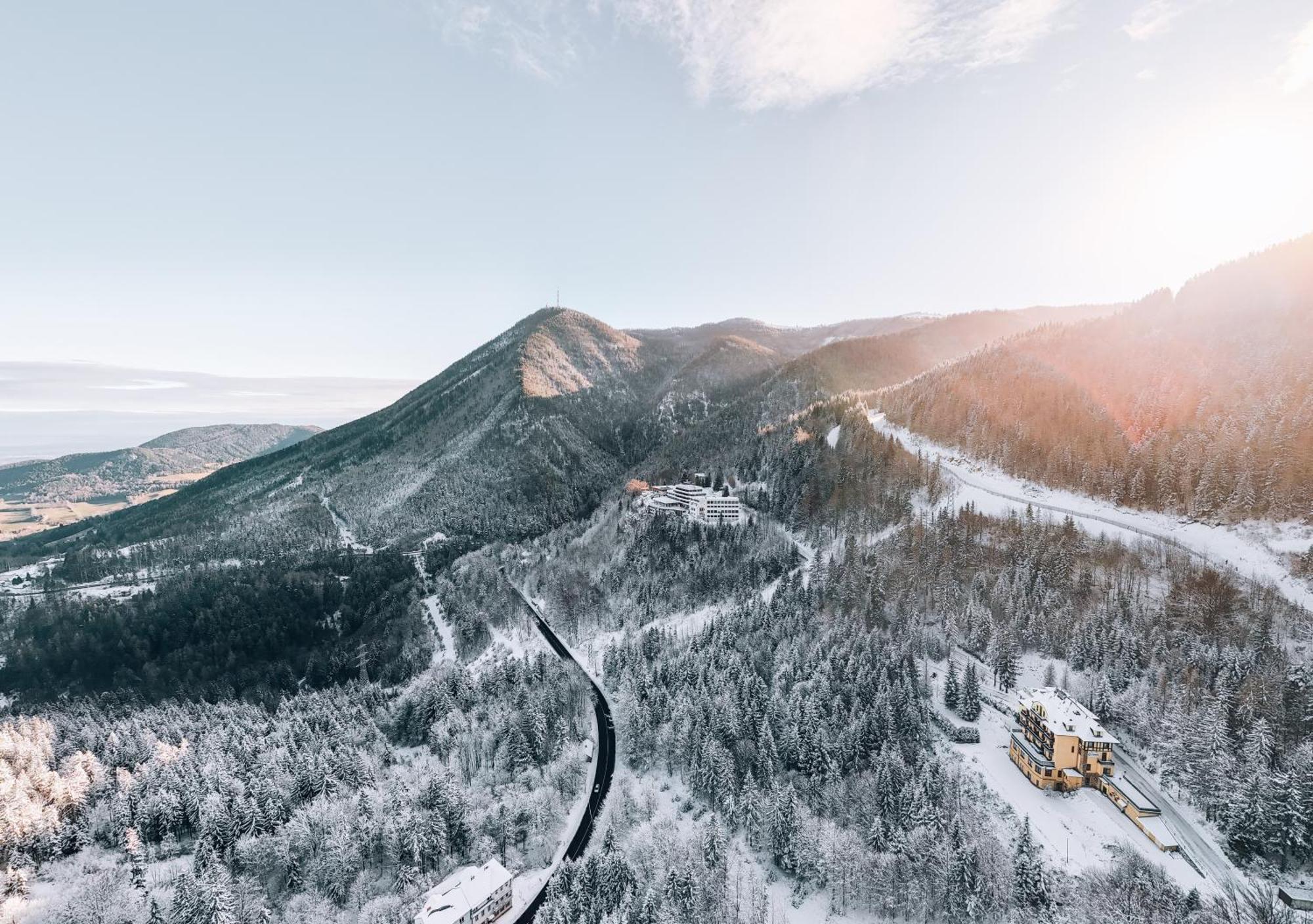 Sporthotel Am Земеринг Екстериор снимка
